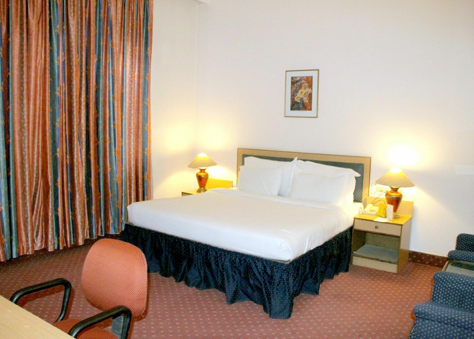 Grand Continental Hotel Allāhābād Junction Buitenkant foto
